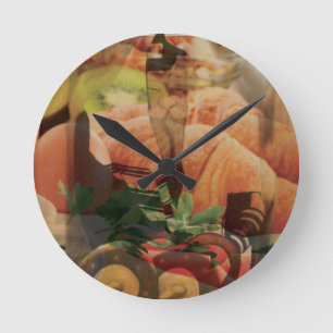 Rebbe Davenen Round Clock