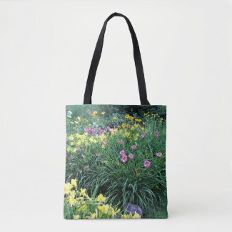 Reblooming Daylily Gardens Tote Bag