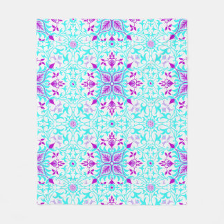 Recolor Expressive Leafy Pattern Fleece Blanket