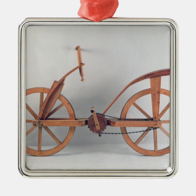 Reconstruction of da Vinci's design Metal Ornament (Front)