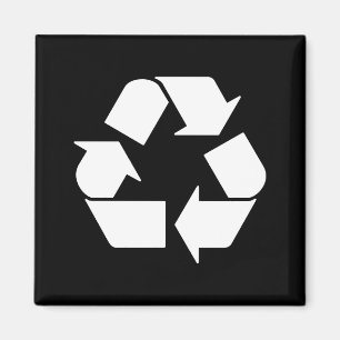 Recycle White On Green T Shirt Magnet
