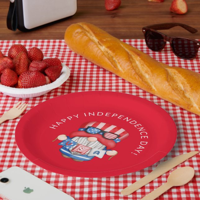 Red 4th of July Gnome Independence Day Party Paper Plates (Picnic)