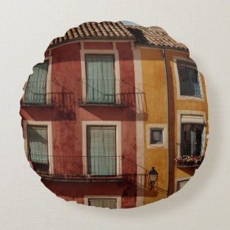 RED AND BROWN CONCRETE BUILDING PHOTOGRAPHY ROUND PILLOW