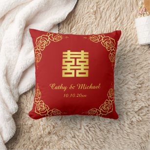 Red and gold floral rose Chinese tea ceremony Throw Pillow