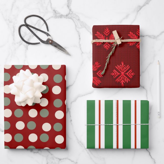 Red And Green  Wrapping Paper Sheets (Front)