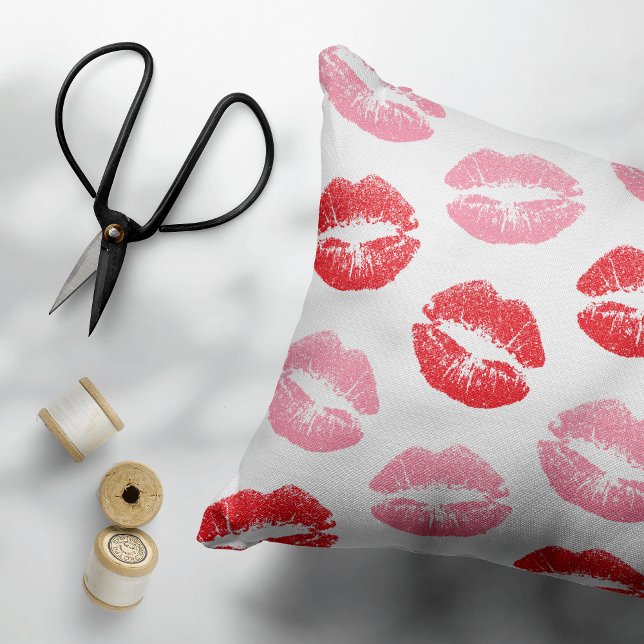 Red and Pink Lips, Pattern Of Lips, Lipstick, Kiss Pet Bed (Creator Uploaded)