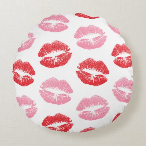 Red and Pink Lips Pattern Of Lips Lipstick Kiss Round Pillow