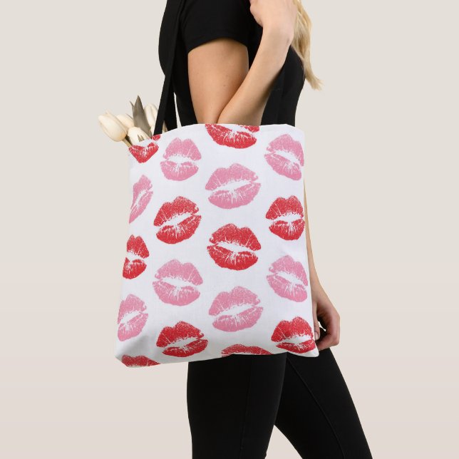 Red and Pink Lips, Pattern Of Lips, Lipstick, Kiss Tote Bag (Close Up)