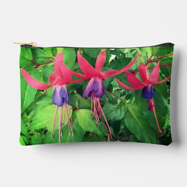 Red and purple flowers accessory pouch (Front)