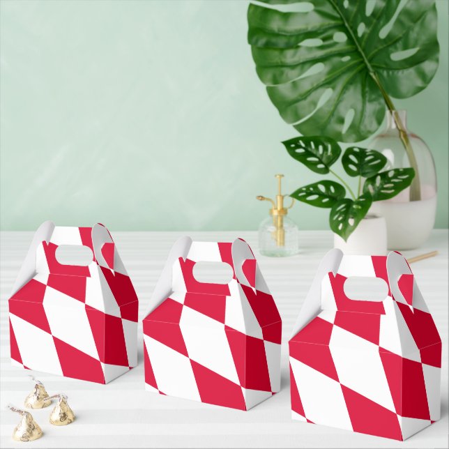 Red and White Bavaria Diamond Flag Pattern Favor Boxes (Multiple)