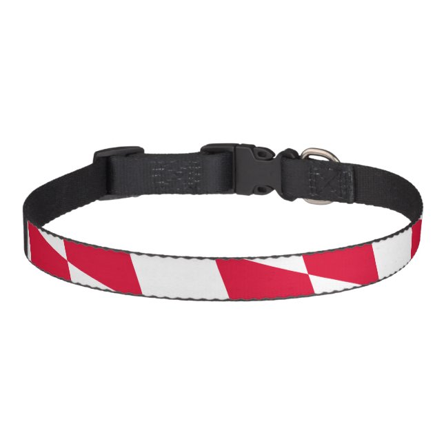 Red and White Bavaria Diamond Flag Pattern Pet Collar (Front)