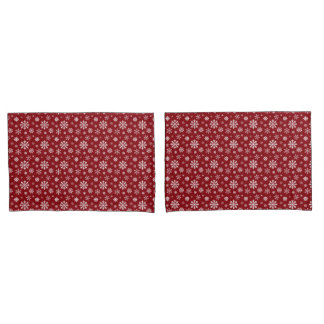Red And White Classic Christmas Snowflake Pattern Pillow Case