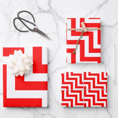 Red and White Different Sizes Diagonal Chevron Wrapping Paper Sheets