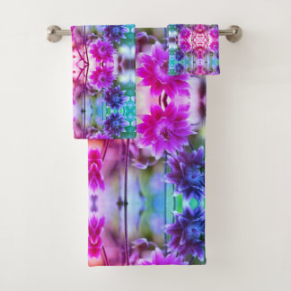 Red And White Flower Pair Abstract Art    Bath Towel Set