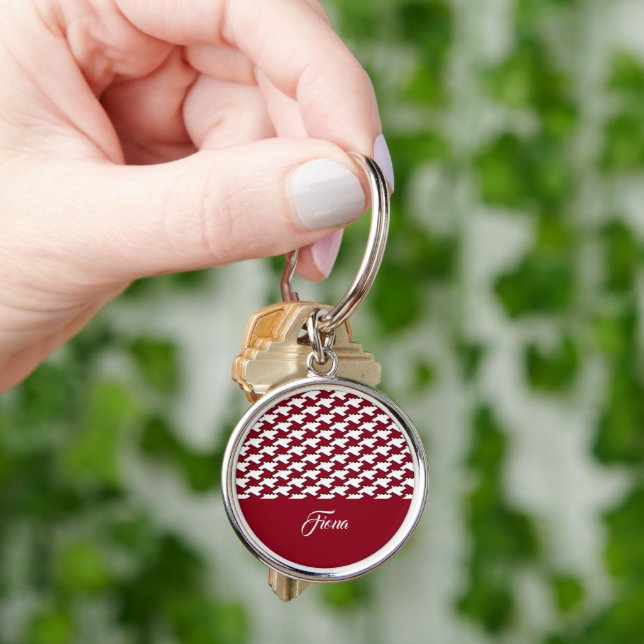 Red and white houndstooth pattern monogram keychain (Hand)