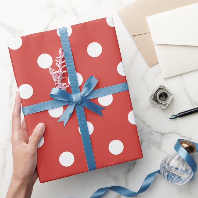 Red and White Polka Dot Pattern Wrapping Paper (Gifting)