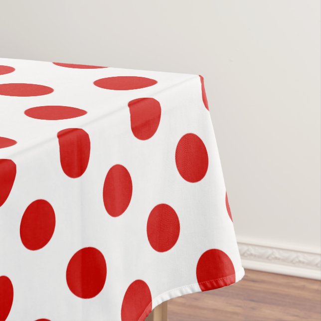 Red and white polka dots tablecloth (In Situ)