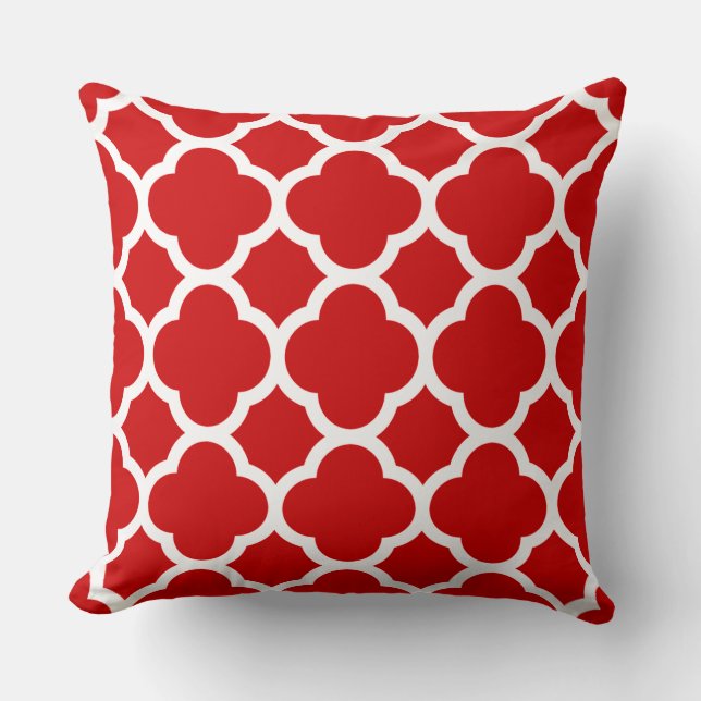 Red and White Quatrefoil Pattern Throw Pillow (Front)