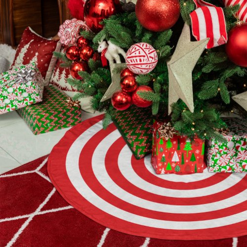 Red and White Rings Pattern Brushed Polyester Tree Skirt