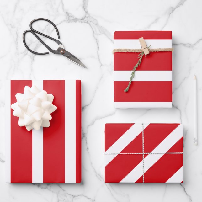 Red and white stripes pattern  wrapping paper sheets (Front)