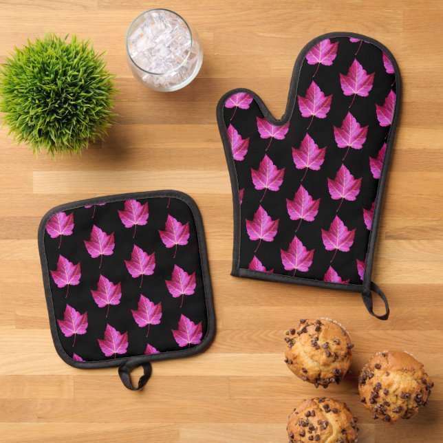 Red Autumn Maple Leaf Pattern on Black Floral Oven Mitt & Pot Holder Set (Top Down)