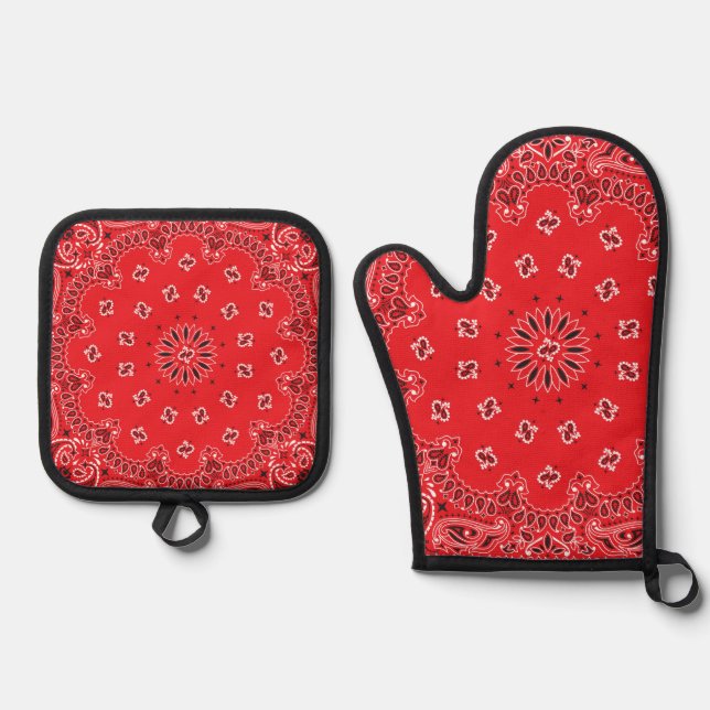 Red Bandana  Oven Mitt & Pot Holder Set (Front)