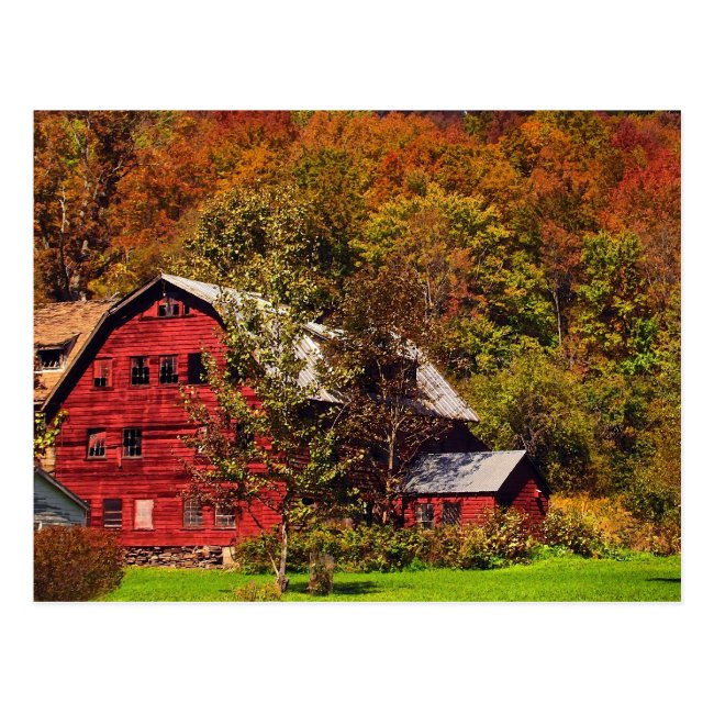 Red Barn in Autumn