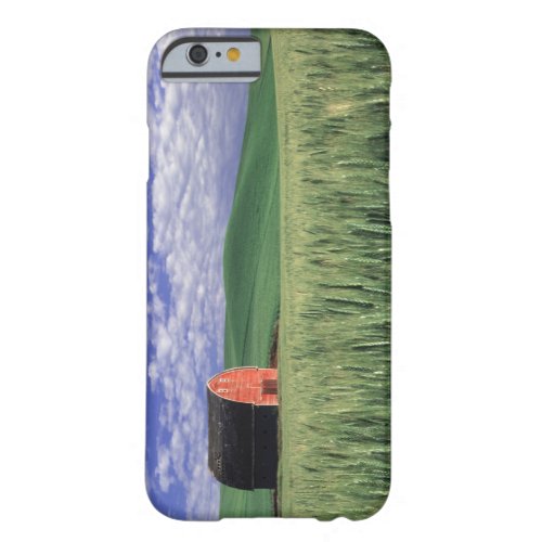Red barn in wheat  barley field in Whitman 2 Barely There iPhone 6 Case