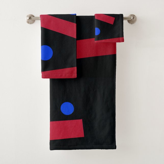Red bars, blue circles bath towel set (Insitu)