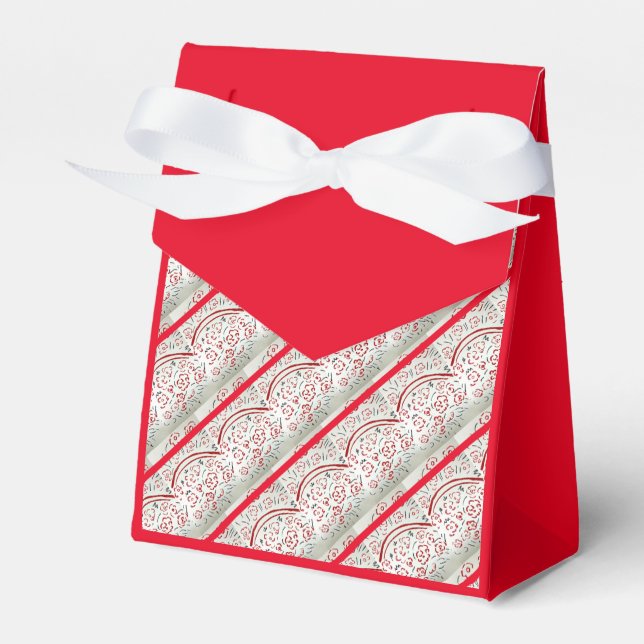 Red Basket with Handle Christmas Favor Boxes (Front Side)