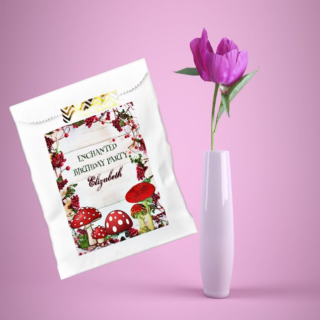 Red Berry Garden Toadstool Greenery Magic Mushroom Favor Bag (Red Berry Garden Toadstool Greenery Magic Mushroom Favor Bag)