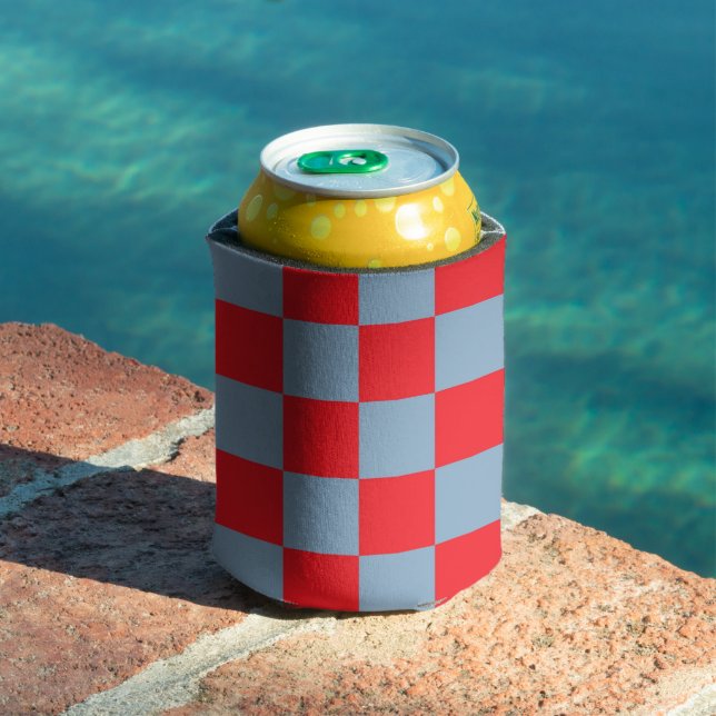 Red Blue Checkerboard Retro Colorful Checks Can Cooler (In Situ Pool)