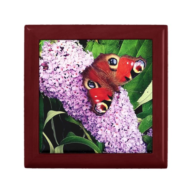 Red butterfly gift box (Front)