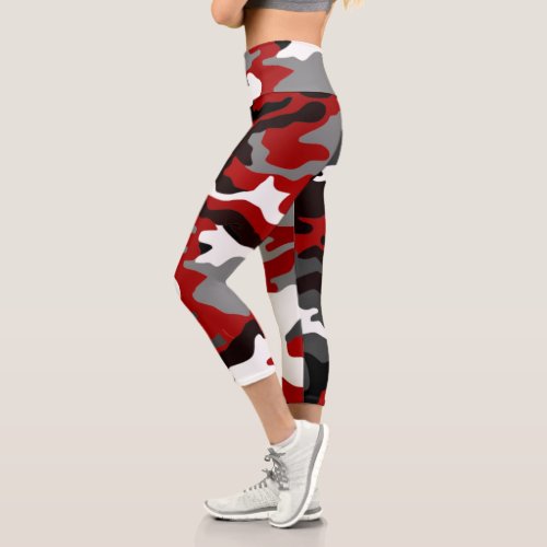 Red Camouflage Capri Leggings