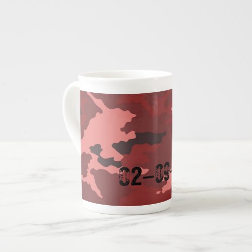 Red camouflage pattern bone china mug