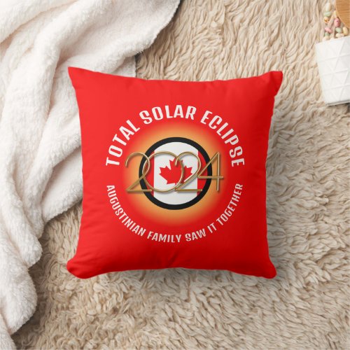 Red CANADA Flag 2024 TOTAL SOLAR ECLIPSE Souvenir Throw Pillow