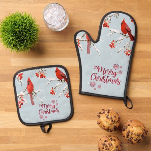 Red Cardinal Birds Trees Snow Christmas  Oven Mitt  Pot Holder Set