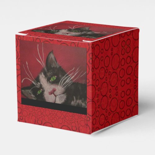 red cat gift box