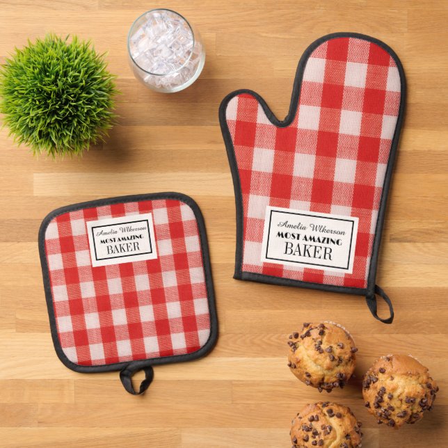 Red check custom baker oven mitt & pot holder set (Top Down)