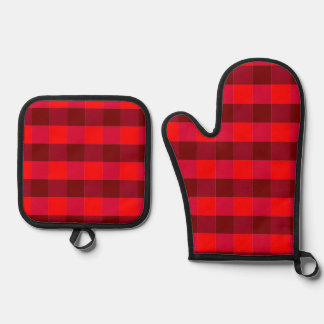 Red Checkered Gingham Oven Mitt & Pot Holder Set