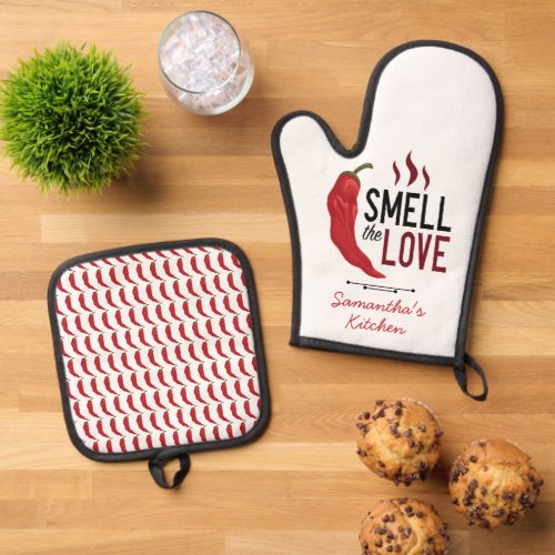 Red Chile Smell the Love Oven Mitt  Pot Holder Set