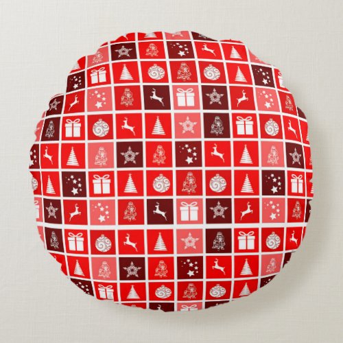 Red Christmas Holiday Cute Tree Reindeer  Round Pillow