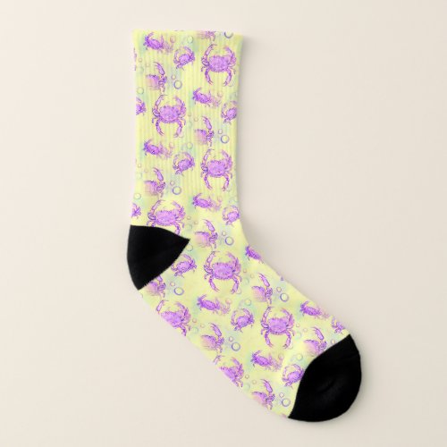 Red crabs on a pastel yellow background socks