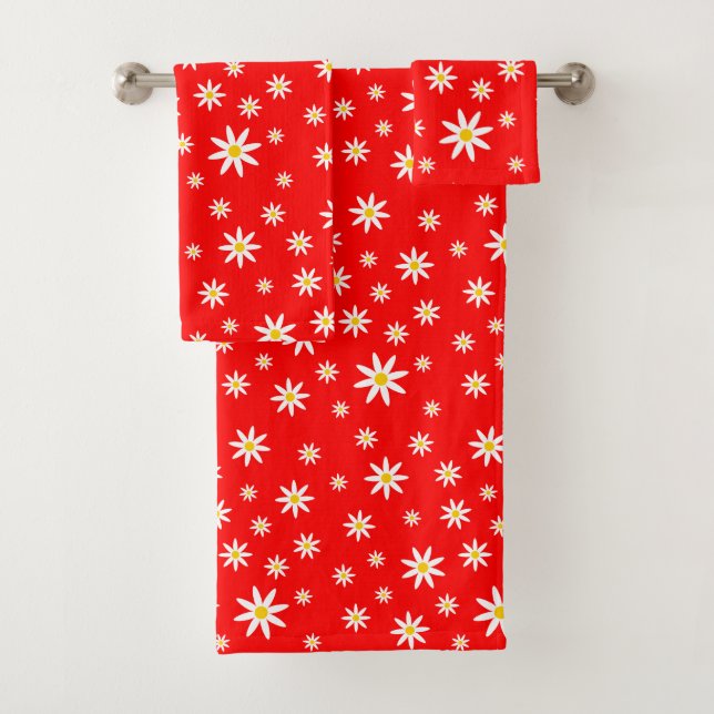 Red Daisy Bath Towel Set (Insitu)