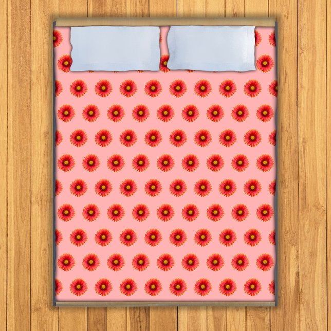 Red Daisy Flower Seamless Pattern on Duvet Cover (Red Daisy flower seamless pattern on duvet cover)