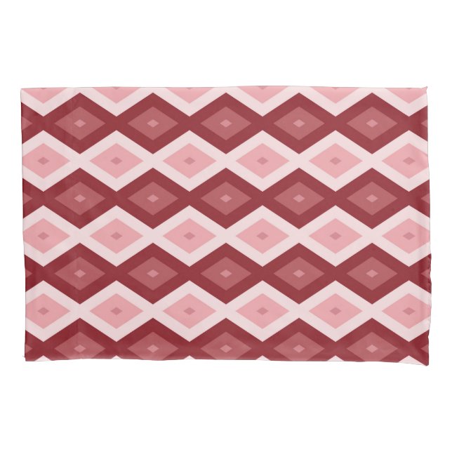 Red diamond pattern pillow case (Front)