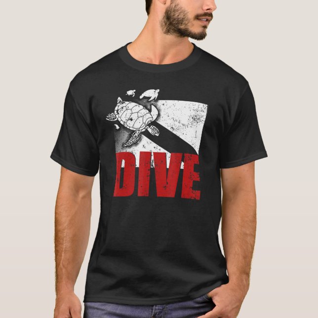 Red Dive Flag Turtle Rescue DIver Scuba Diver T-Shirt (Front)