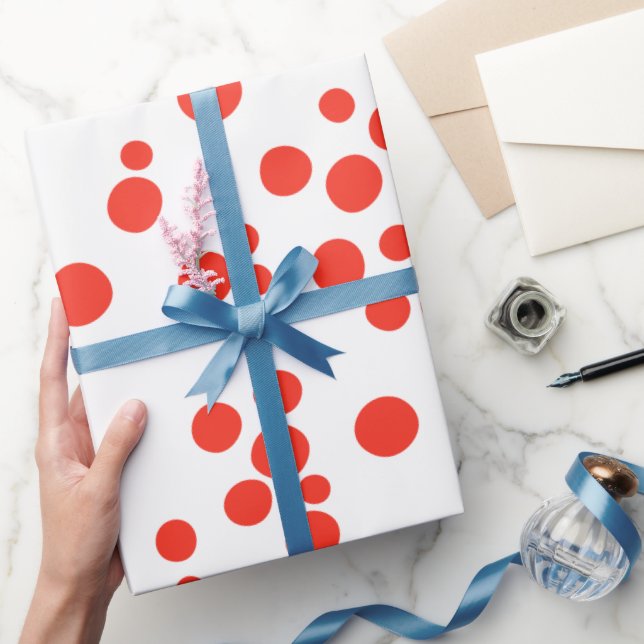 Red Dots On White Wrapping Paper (Gifting)