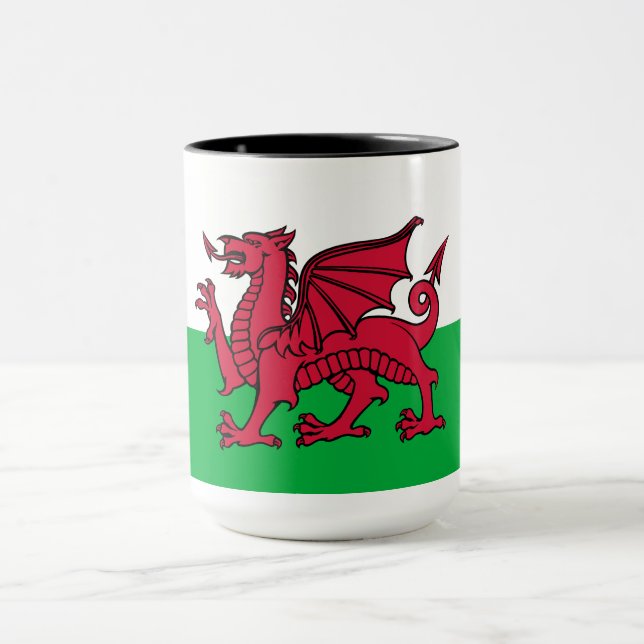 Red Dragon Celtic Flag of Wales & Welsh Mug (Center)