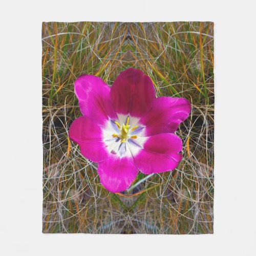 Red flower art      fleece blanket